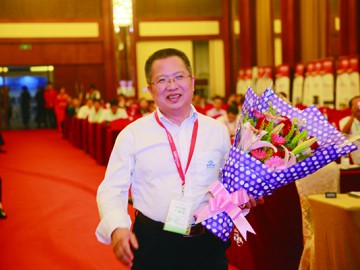 英科環(huán)?！蝾I(lǐng)先的可再生PS塑料解決方案提供商